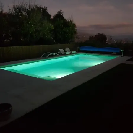 Casa Tejones Bed and breakfast 2*
